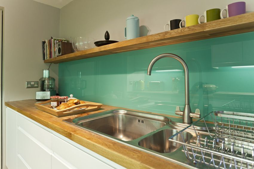 Pregača za kuhinju od stakla: kako odabrati i instalirati ploču