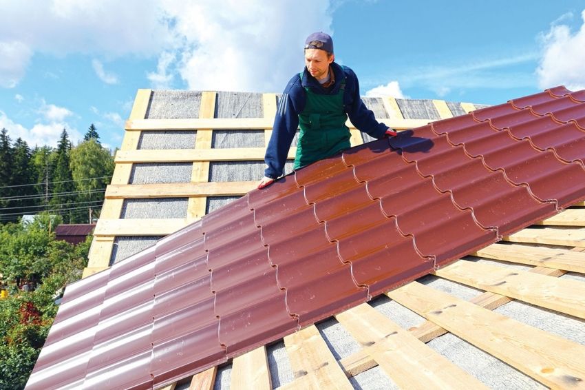 Ugradnja metala: korak po korak upute za samostalno završavanje krova