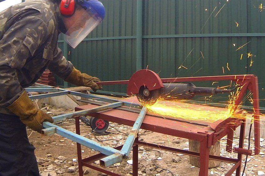 DIY stroj za rezanje metala: tehnologija proizvodnje