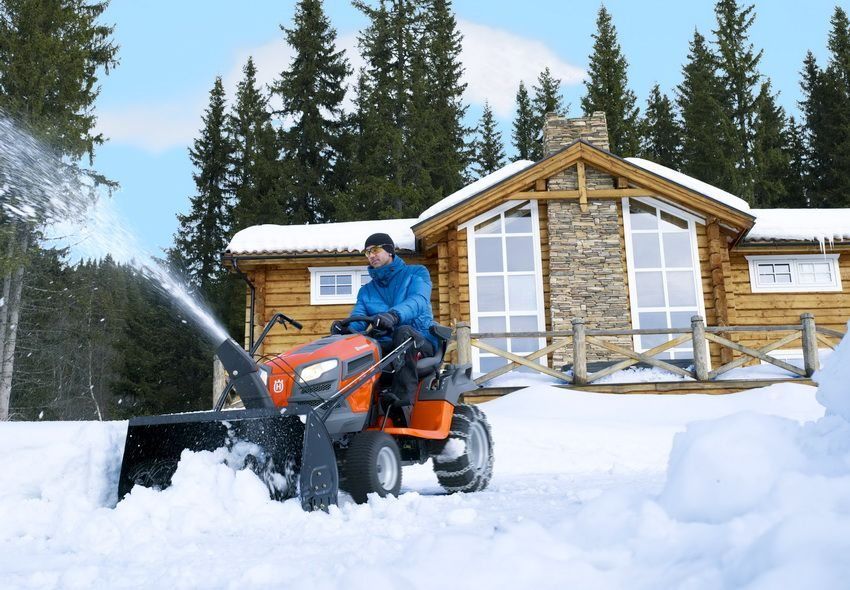 Oprema za uklanjanje snijega za vikendice i kuće: pregled najboljih proizvođača