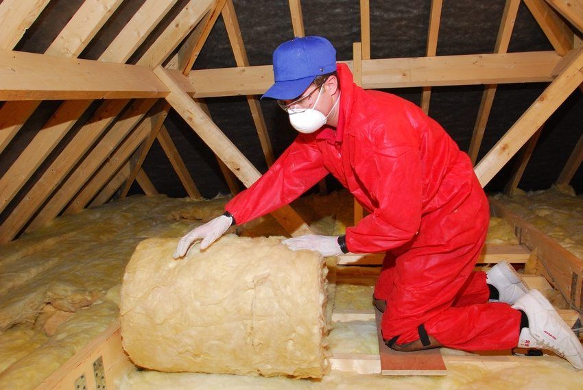Zagrijavanje stropa u kući s hladnim krovom: uobičajene metode