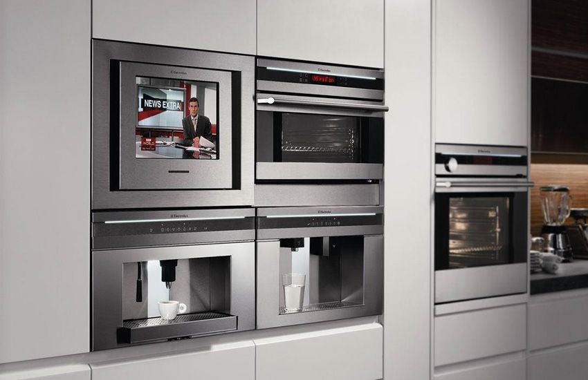 Ugrađeni uređaji u kuhinji: savjeti za odabir i pregled popularnih uređaja